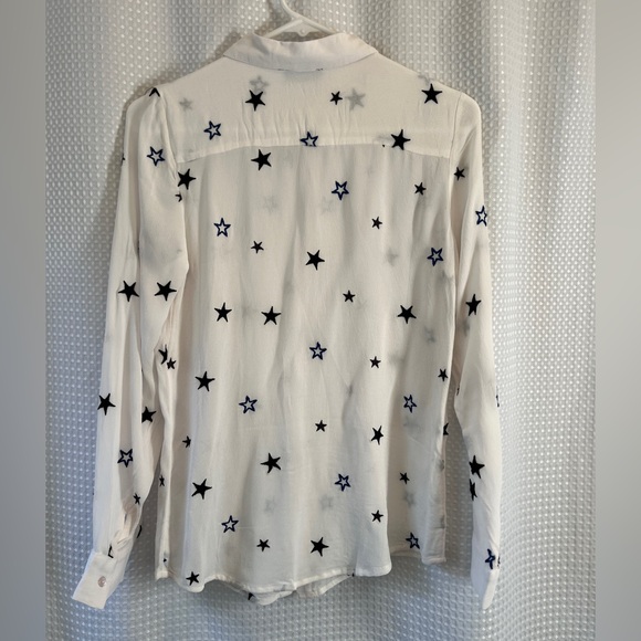 Women's Star Print Button Down Shirt - EUC - Picture 7 of 8